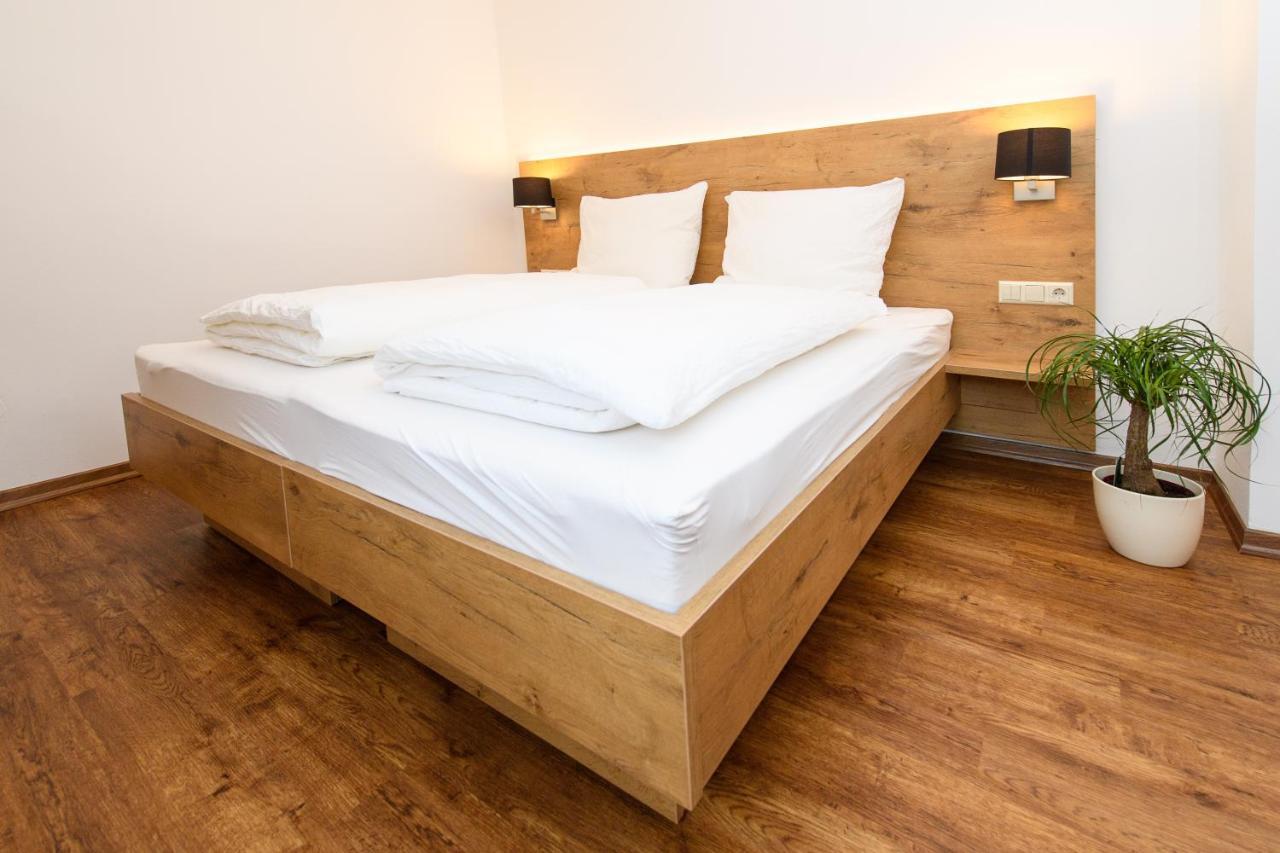 Zum Scheffelhof Hotel Maulbronn Kültér fotó